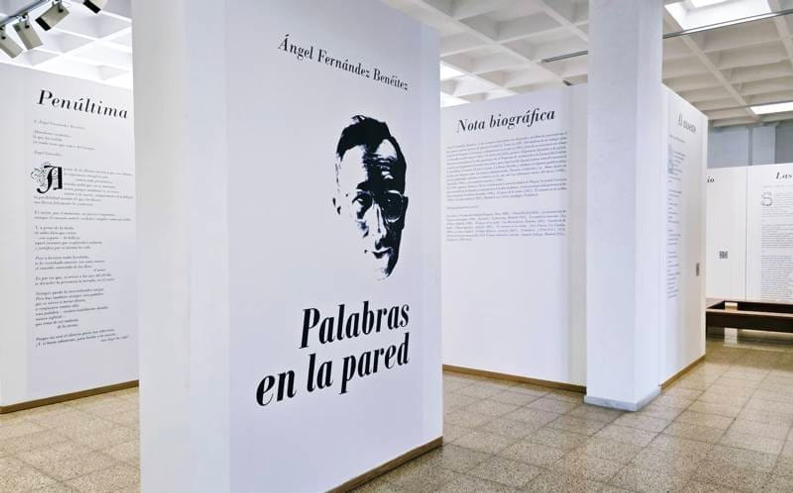 La Escuela de Arte Pancho Lasso inaugura la exposición ‘Palabras en la pared’