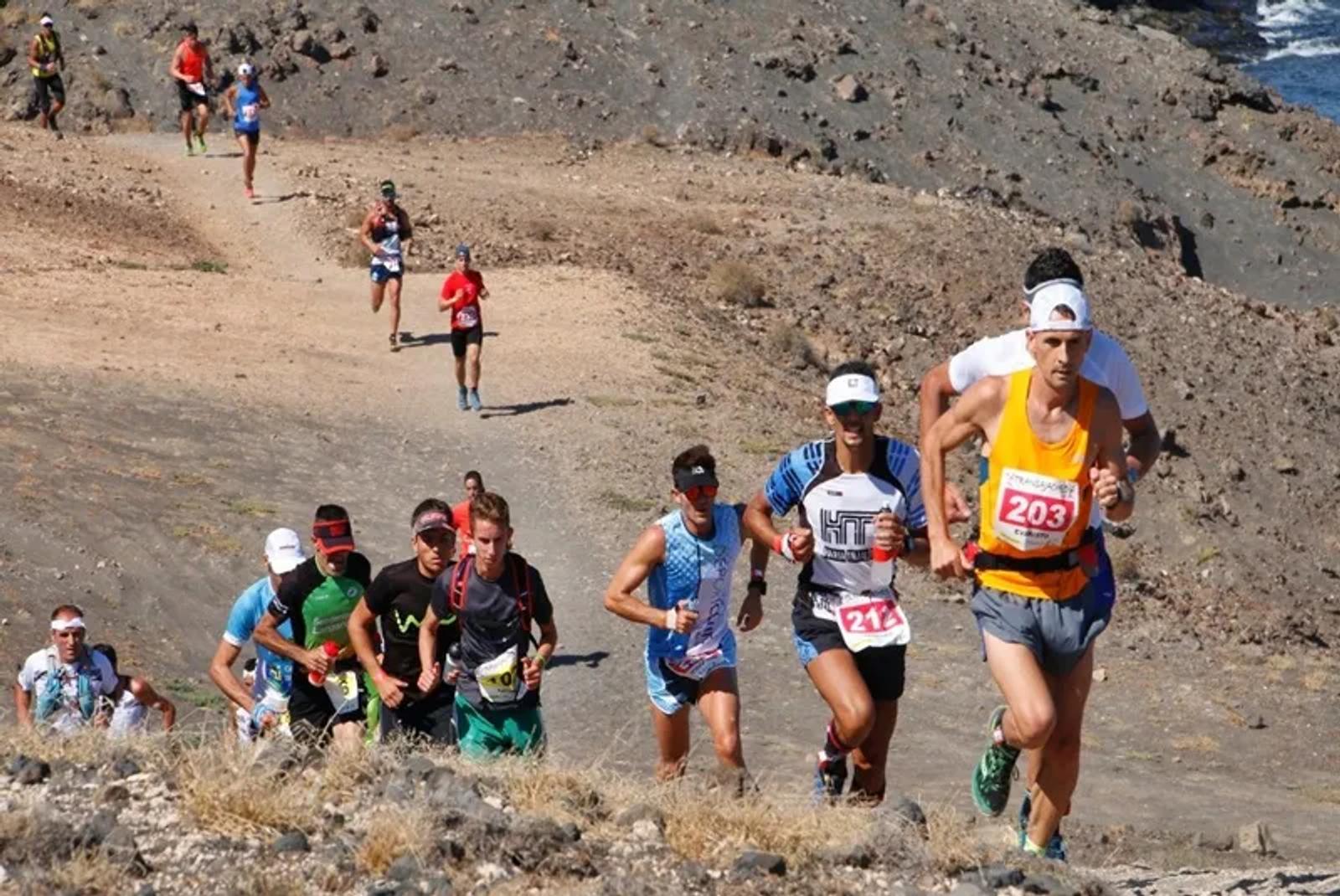Runners in the ravines of Los Ajaches