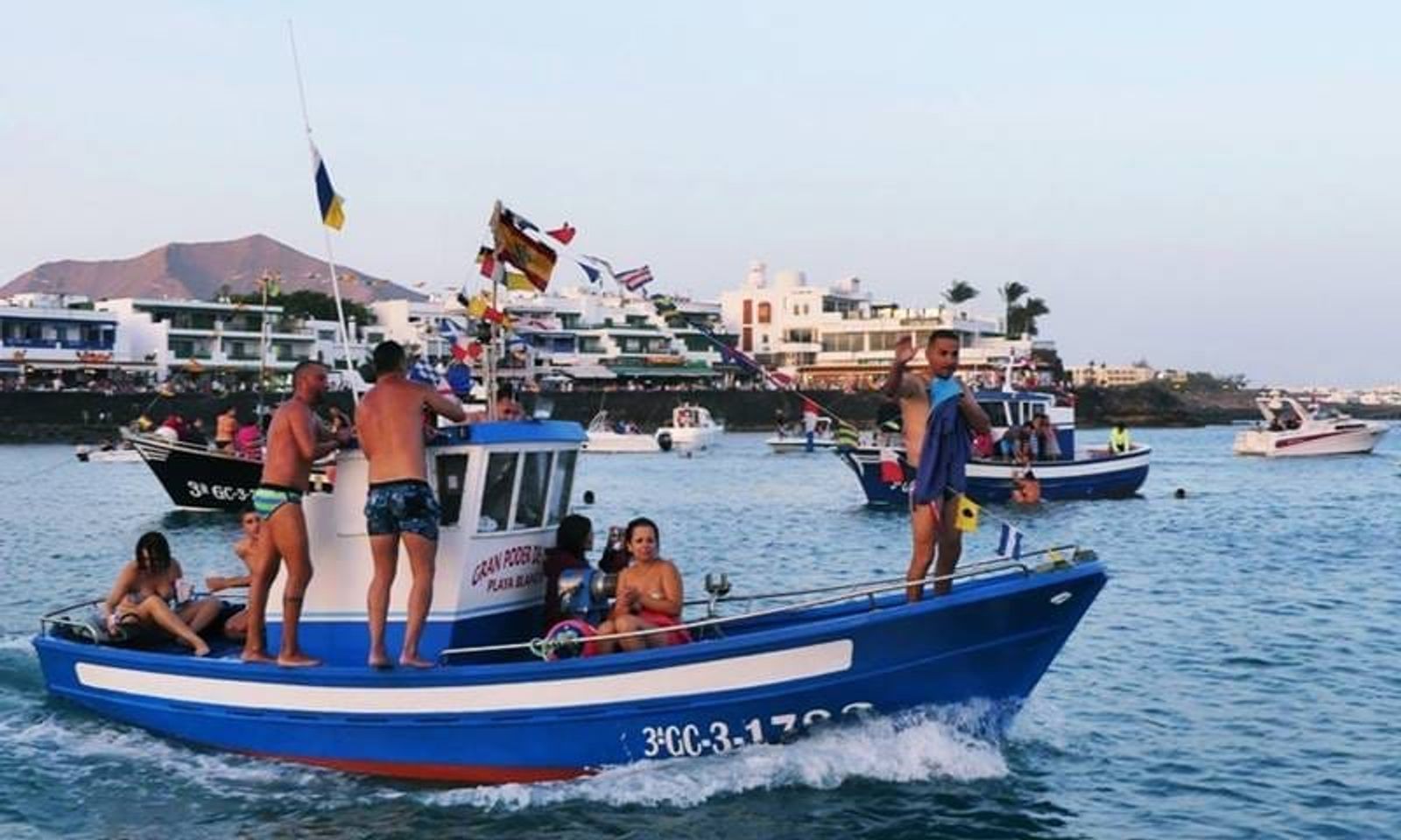 Playa Blanca celebra las Fiestas del Carmen 2025 con múltiples actividades