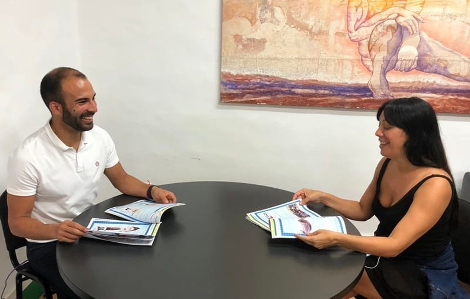 Yaiza ofrece recursos didácticos para el fomento a la cultura canaria a los jóvenes