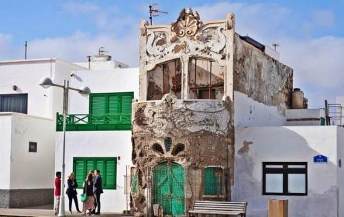 Más cerca de la recuperación de la Casa del Cura de Famara, único ejemplo de arquitectura modernista de Lanzarote