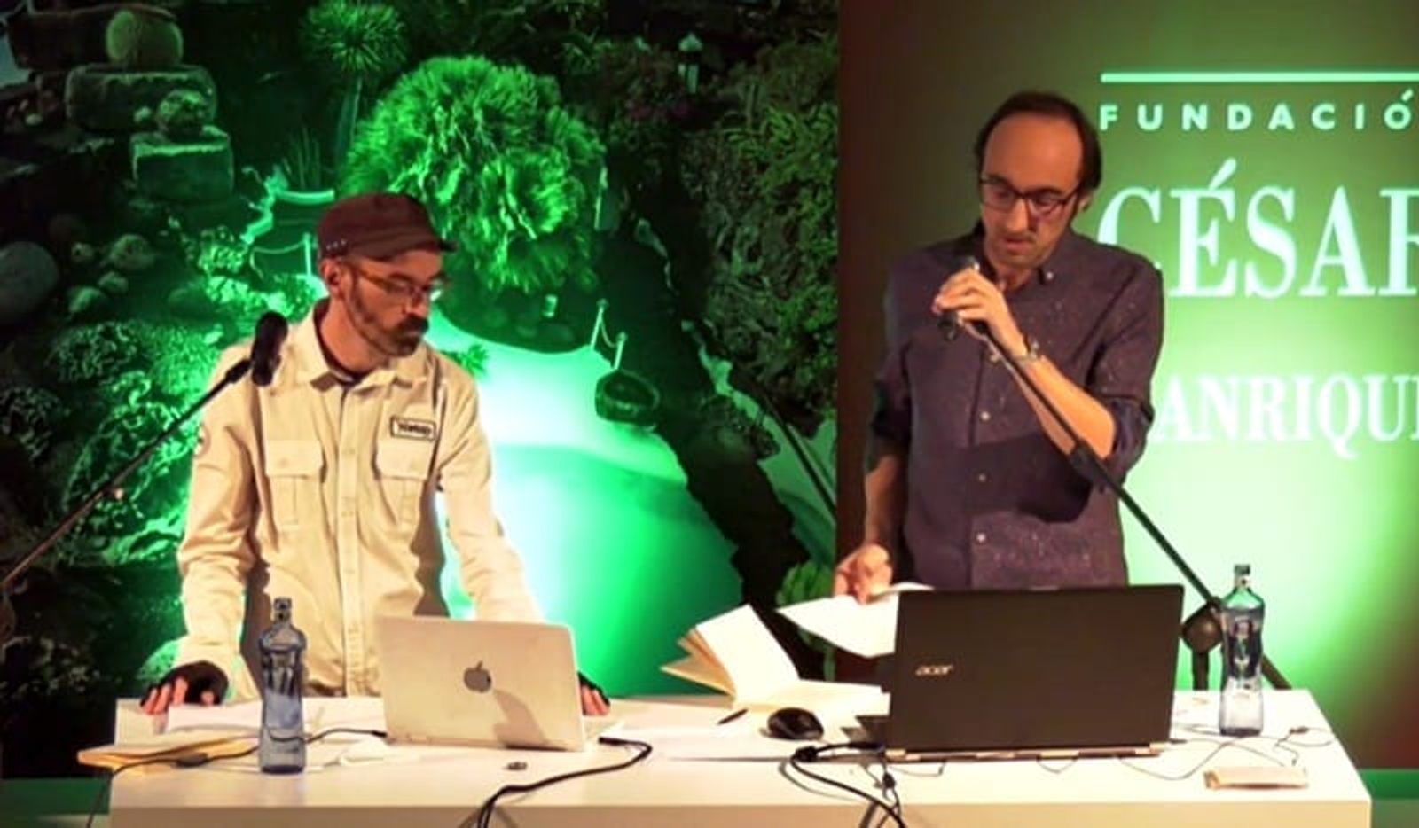 [Vídeo] Espectáculo ‘spoken word’ de los escritores Agustín Fernández Mallo y Eloy Fernández Porta