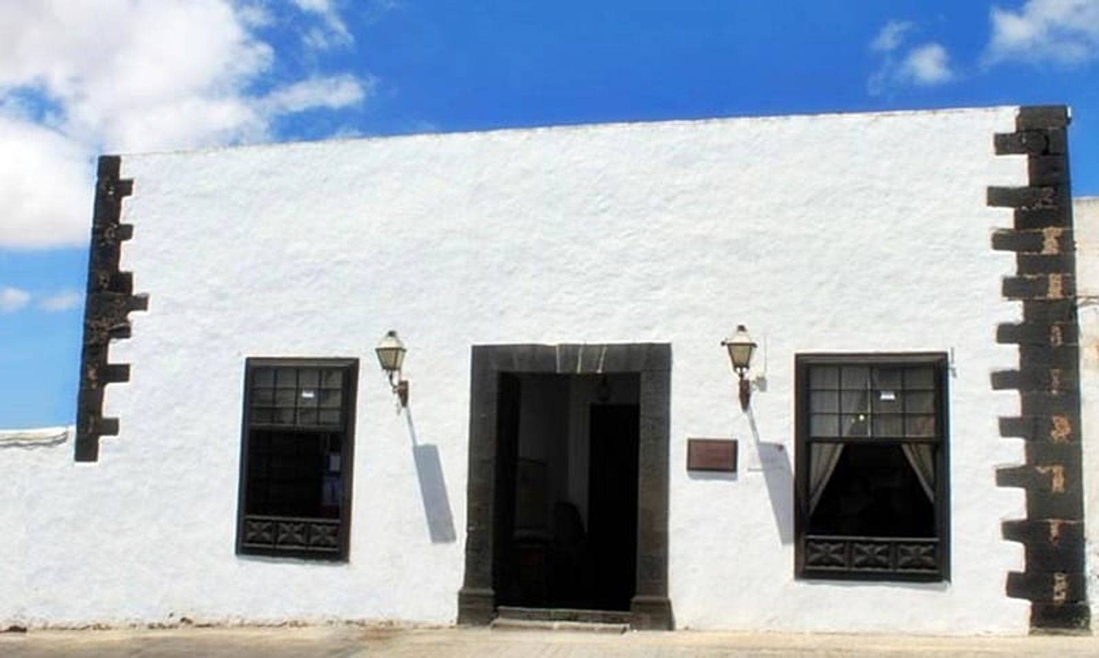 El Archivo Histórico de Teguise incorpora 130 piezas documentales mantener la memoria del municipio