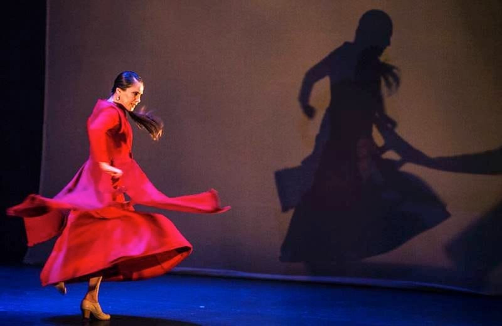 Descubre la Magia de Rafaela Carrasco, Premio Nacional de Danza 2023, en la Cueva de los Verdes