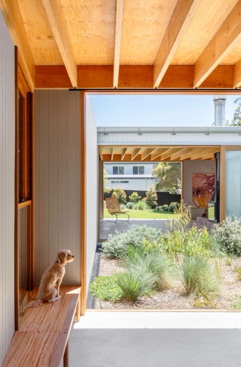 Bundeena House
