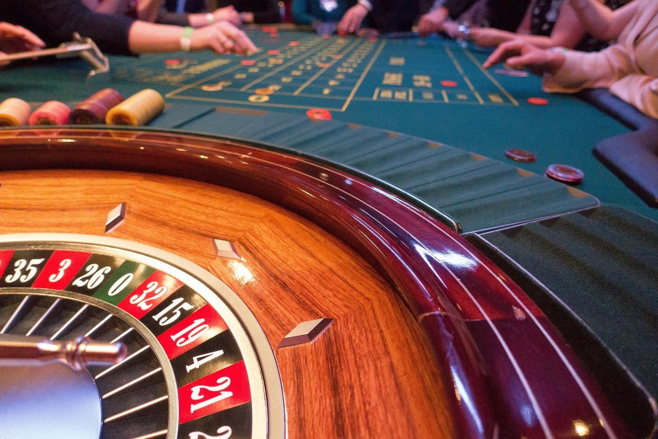 Volatilitas Slot: Low, Mid, High — Panduan Memilih Sesuai Sistem Bankroll