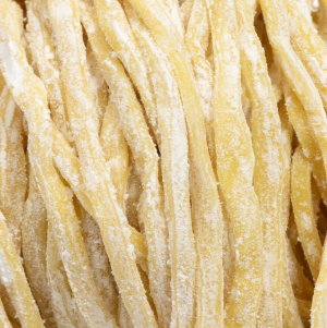 Thick straight noodles