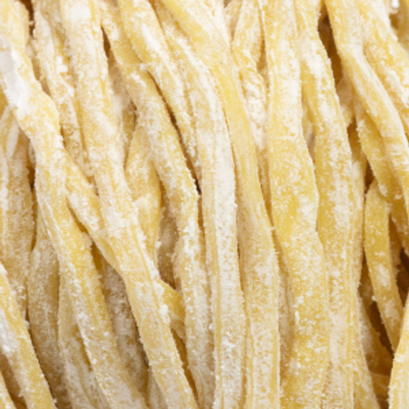 Thick straight noodles