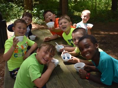 campers playing tetherball at Rambling Pines Day Camp