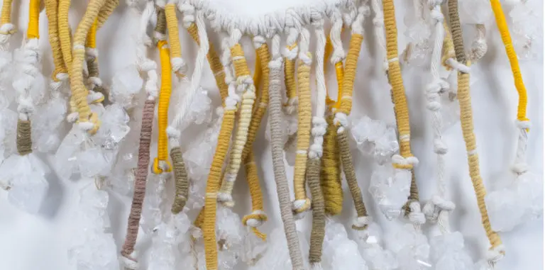 Quipu con cristales. De la serie JUNTARSE 78/30.000