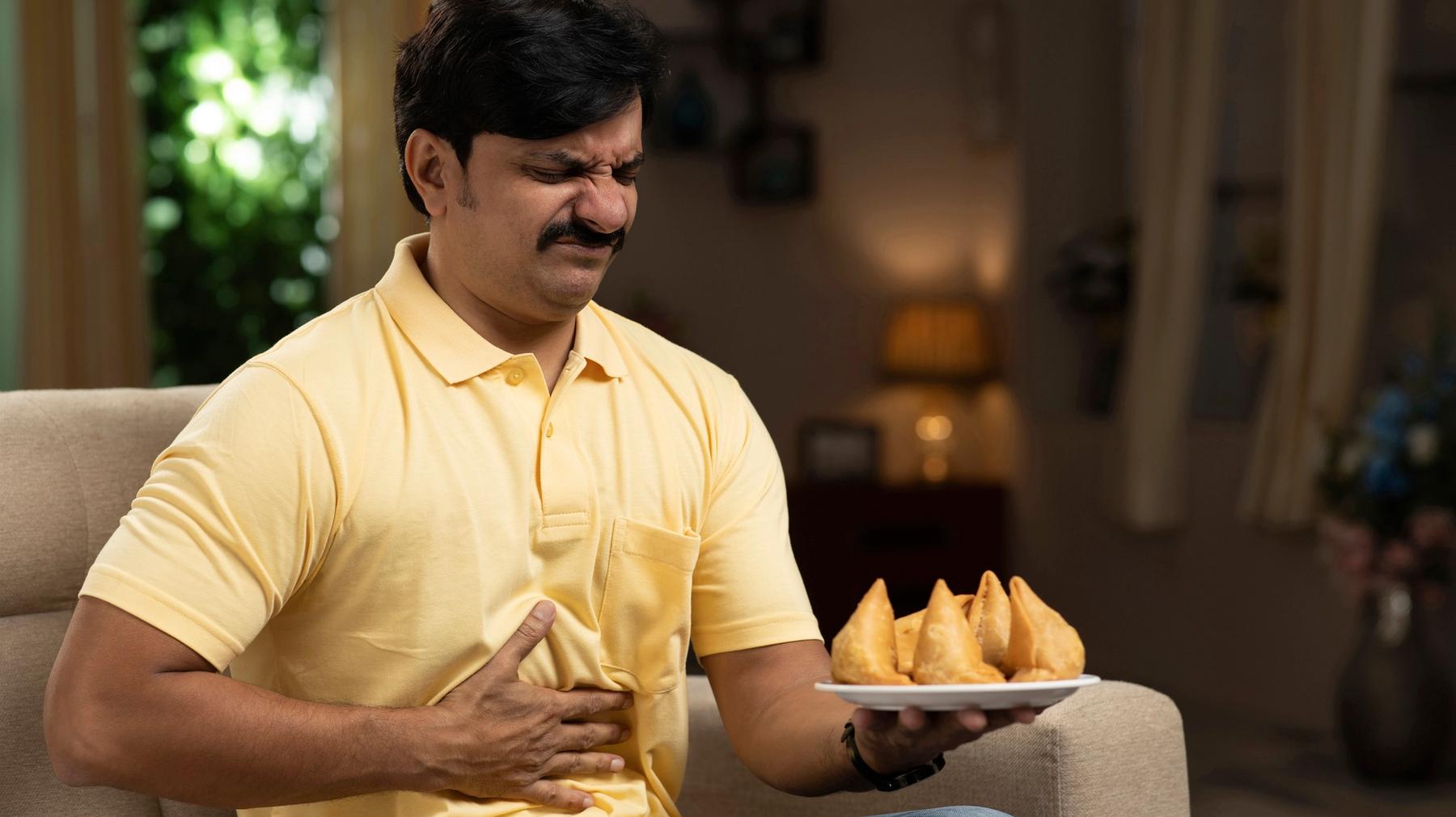 Stomach Pain After Eating? Upper & Lower Guide | Dr Pal's NewME