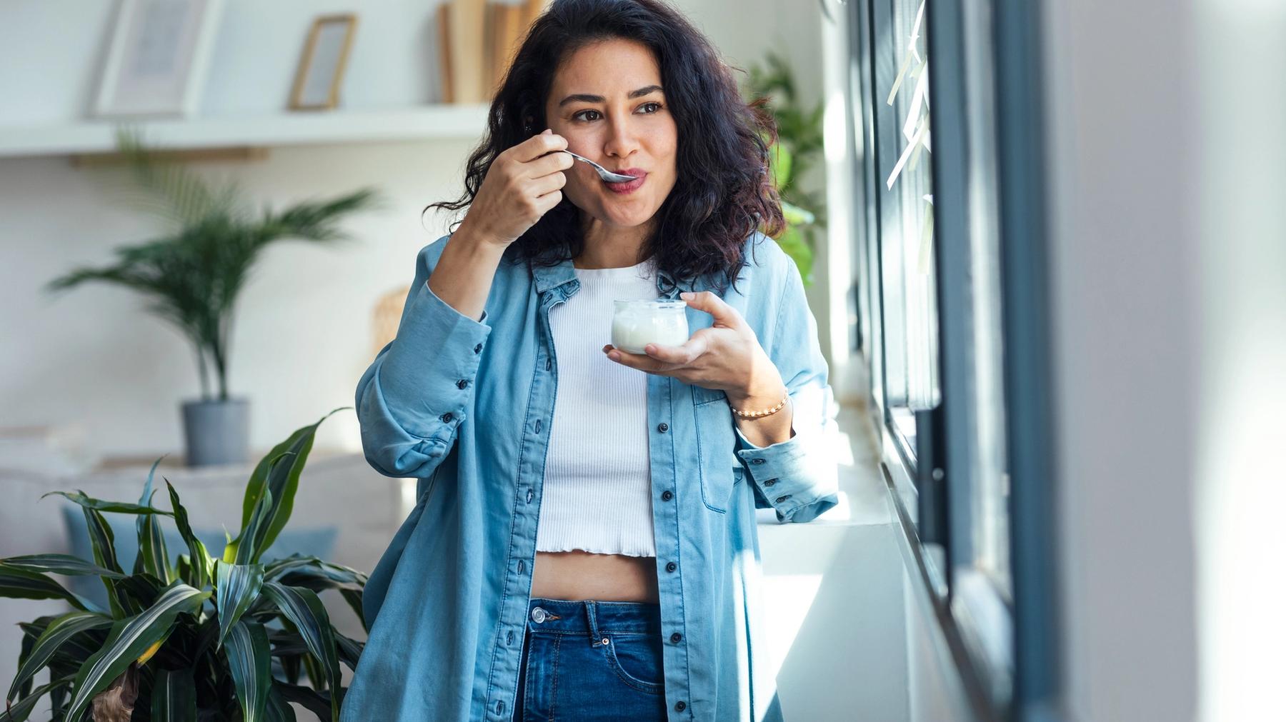 Prebiotic vs Probiotic Foods: Key Differences | Dr Pal's NewME