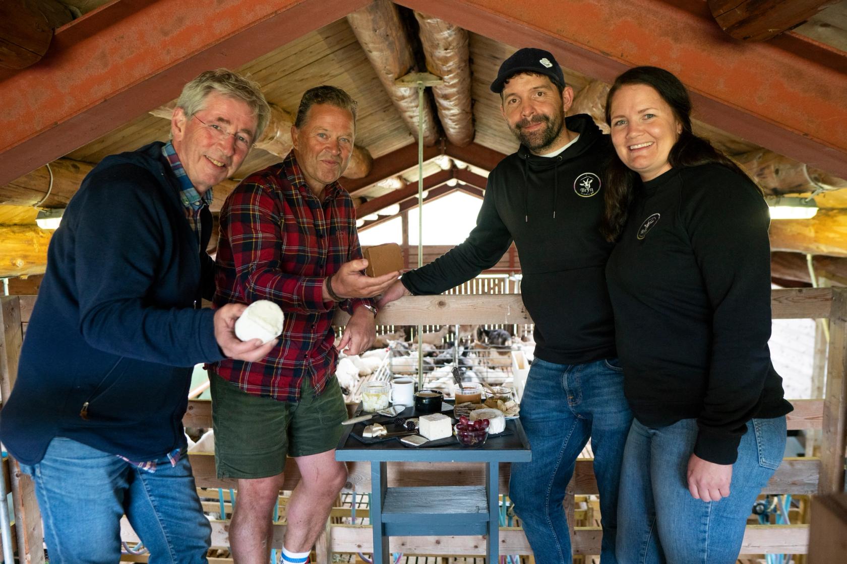 Astrid og Per bygget i sin tid opp geitegården med over 20 ulike produkter. Nå har datteren Eline og hennes mann overtatt og skal drive Bryn-suksessen videre.