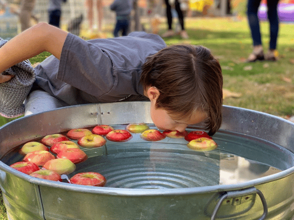 Apple Bobbing