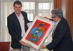 Homenaje en Uruguay a Carlos Caballero, miembro de la Fundación noruega Hjelpemiddelfondet