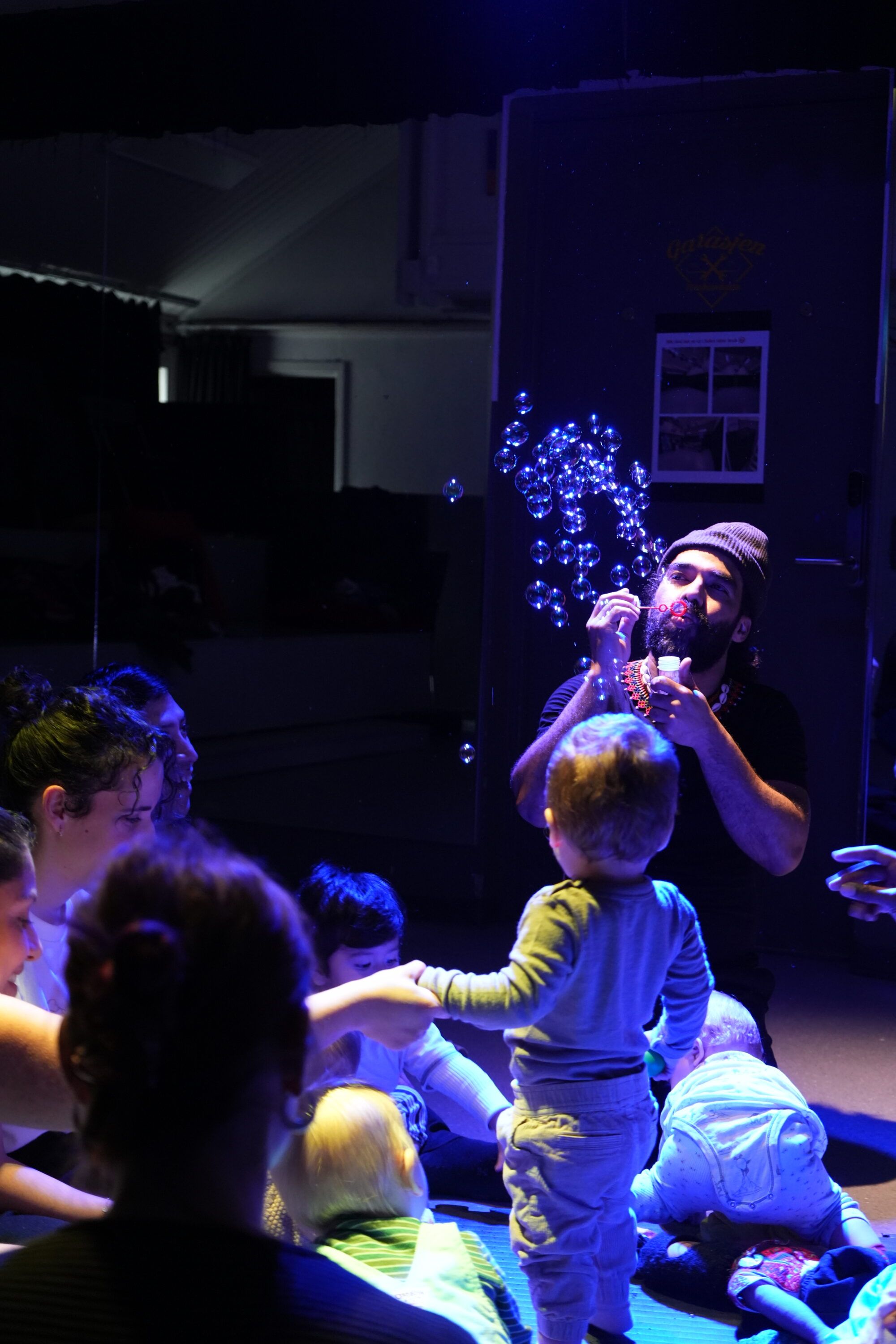 Danza para bebés · Cumbia: Música, movimiento y tambores caribeños