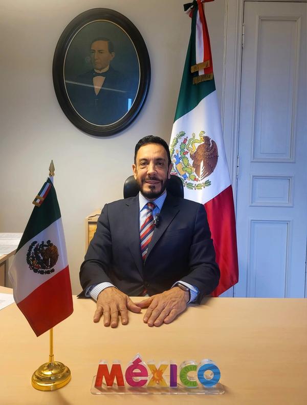 Embajador de México, Omar Fayad
