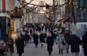 Todos los residentes de Oslo de entre 18 y 44 años pueden recibir una dosis extra de vacuna contra el coronavirus en el centro de vacunación de Stovner