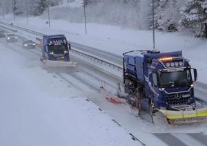 Fuertes nevadas causaron accidentes y atrasos este viernes en el sur y oeste de Noruega