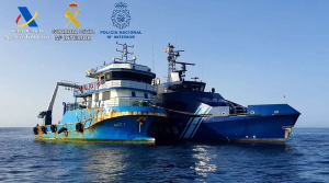 Incautan casi tres toneladas de cocaína en un barco a 300 millas náuticas de las Islas Canarias