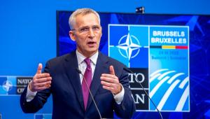 La OTAN enviará más tropas a su flanco este y dará apoyo a Ucrania ante "amenazas químicas y nucleares"