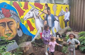 Kunstnerisk solidaritet med urfolks kamp for å bevare deres hellige natur