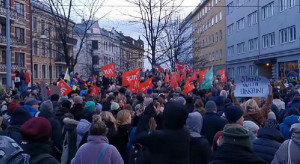 Manifestaciones frente a la embajada rusa en Noruega en solidaridad con Ucrania