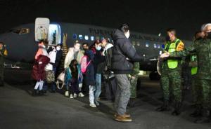 Llegaron las 81 personas rescatadas por México de la guerra en Ucrania
