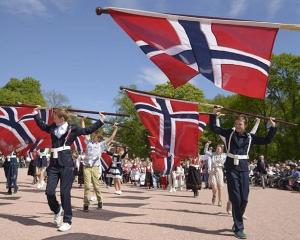 Suspenden en Oslo el desfile para la celebración del 17 de mayo, Día Nacional de Noruega