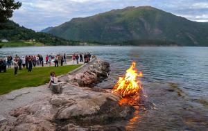 ¡El verano ya está aquí! Noruega se prepara para la mágica noche de San Juan con sol y altas temperaturas