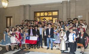 Claudia Tenorio y Alexander Saldivia representan a Noruega en el Campeonato Mundial de Cueca en Pamplona