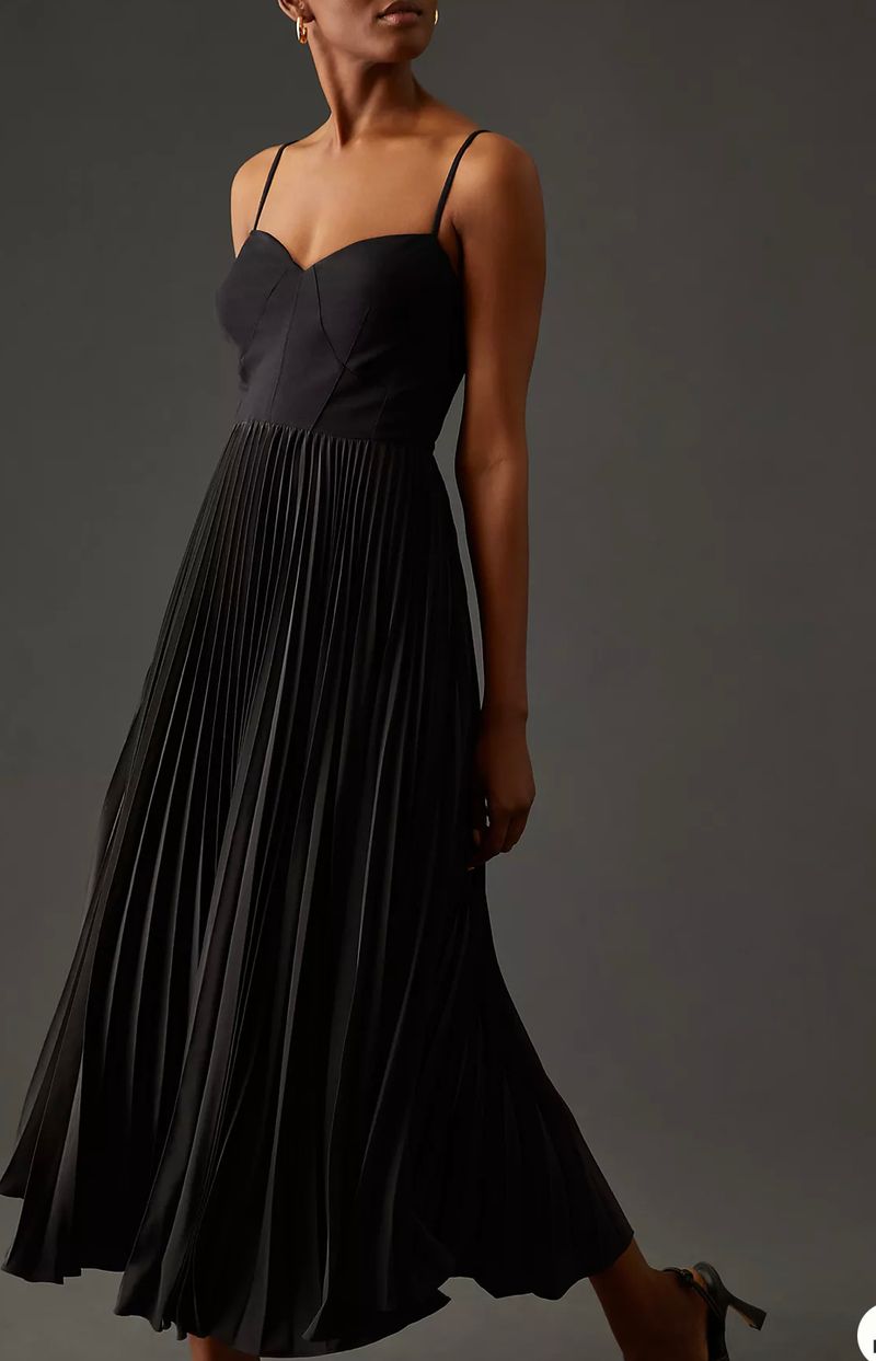 Black pleated dress 