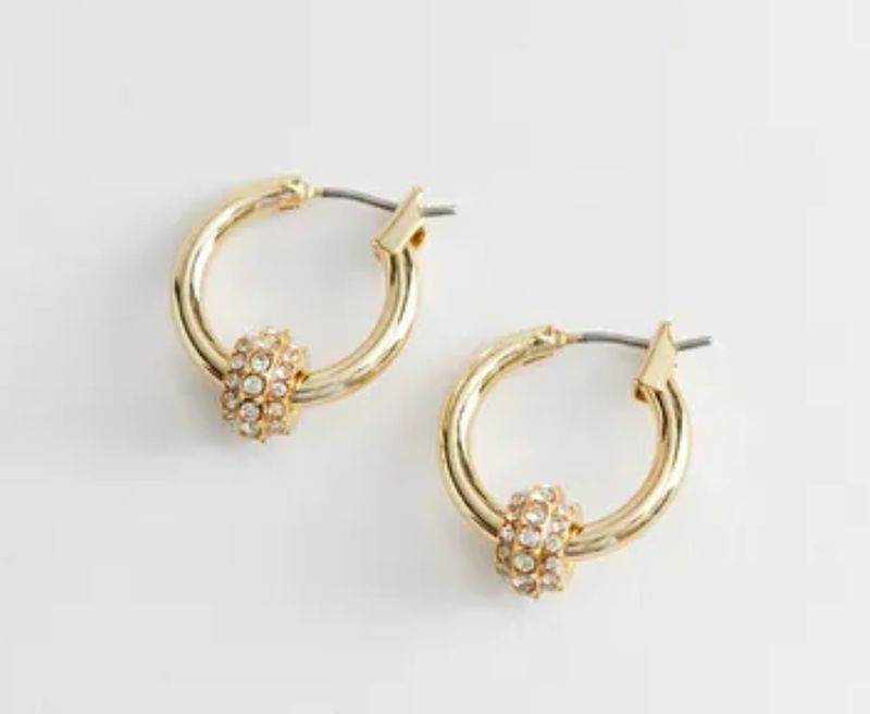 Charm hoop earrings 