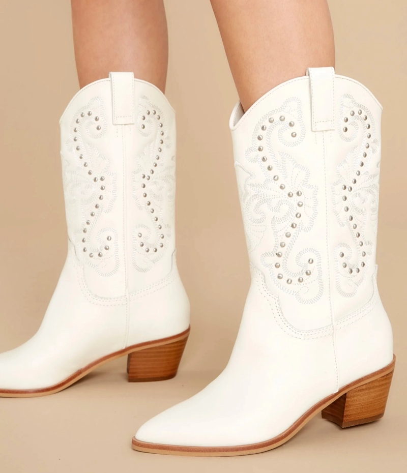 White cowgirl boots