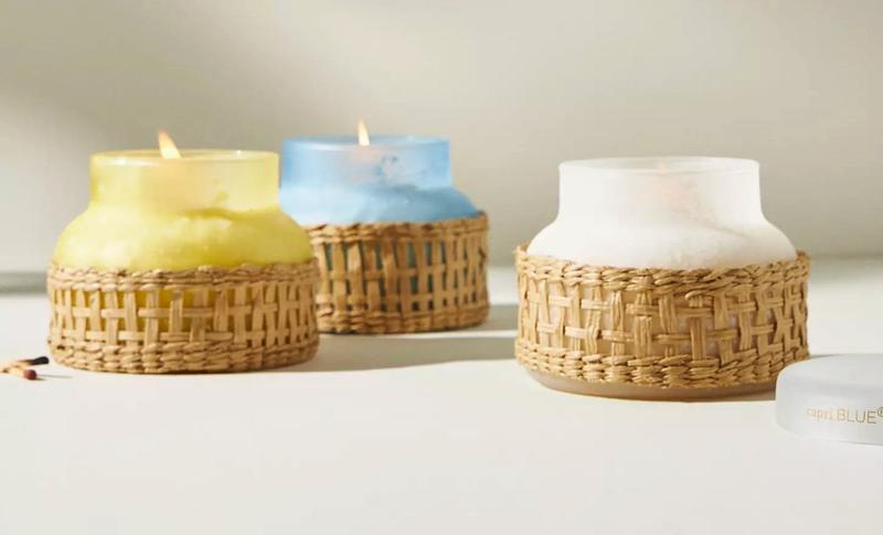 Capri candles with wooden accent 