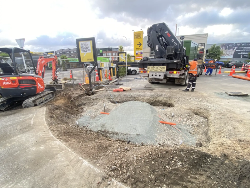 Pak'nSave Petone Joint Hole