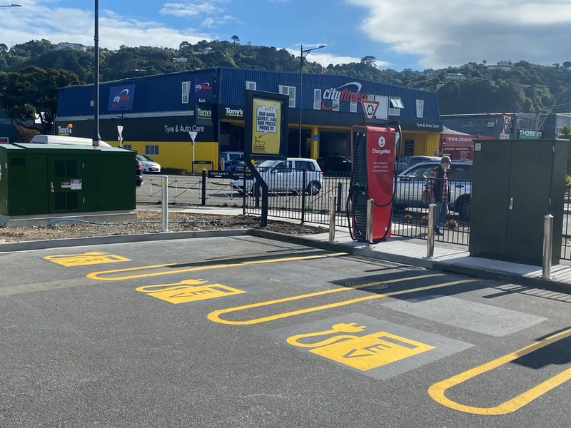 Pak'nSave Petone Joint Hole