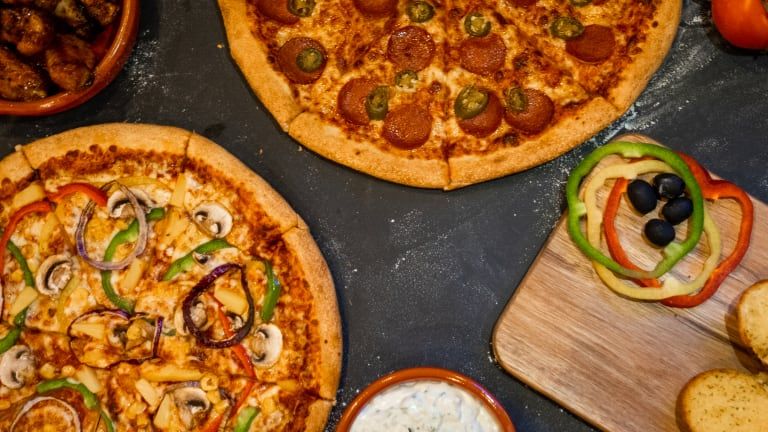 Order Four Star Pizza Near Me