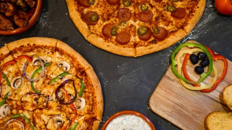 Order Four Star Pizza Near Me