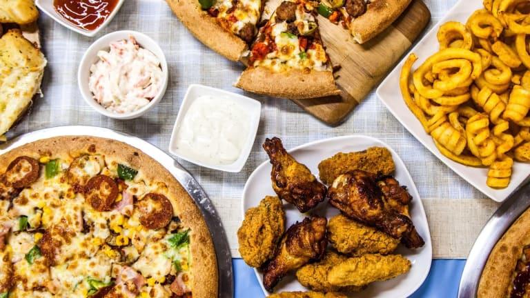 Get The Fat Pizza delivered to your door