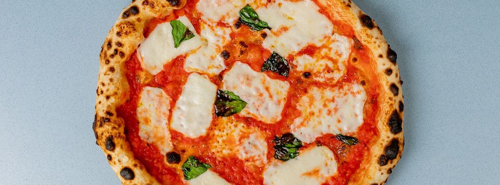 Get Yard Sale Pizza delivered to your door