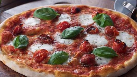 Basilico. Authentic pizza to your door.
