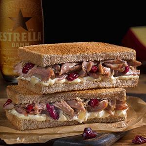 Sandwich de Pavo Queso y Arandanos Premium