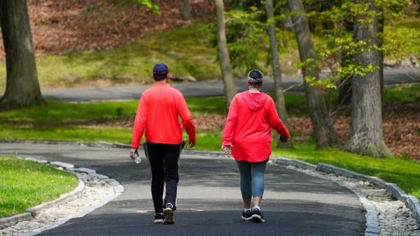 Why Scientists Say Walk Five Minutes Every Hour