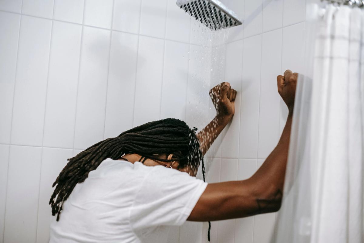 Benefits of Cold Showers: What Science Actually Says