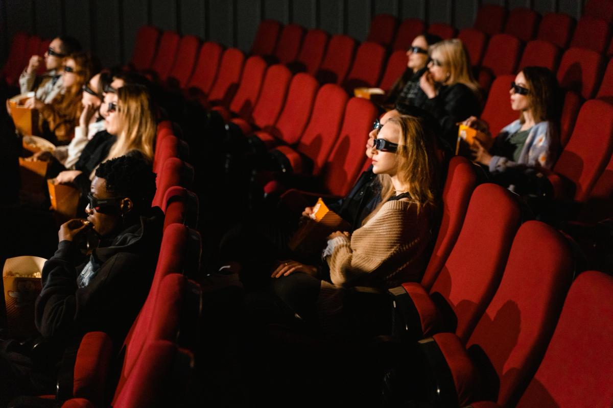 AMC Entertainment stock rises after $150 million equity raise as CEO cites resurgent box office outweighing dilution fears.