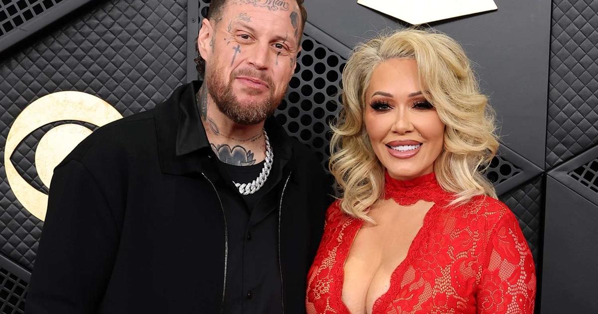 Jelly Roll files for divorce from Bunnie Xo after nearly 10 years of marriage.
