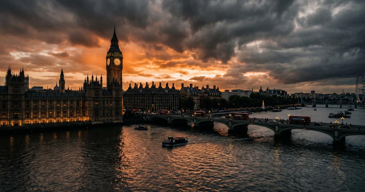 UK Labour leadership crisis June 2026 — David Lammy backs Keir Starmer as 95 Labour MPs demand resignation and Wes Streeting enters leadership race