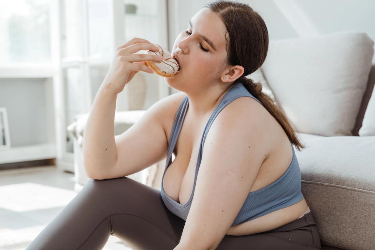 How to Stop Stress Eating: Practical Tips That Work