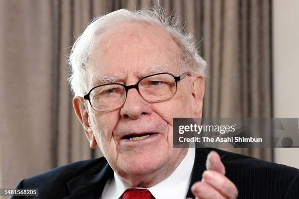 Buffett's Old Warning Is Back as Investors Split on an AI Bubble
